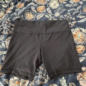 Lululemon biker shorts